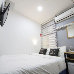 Отель K-Guesthouse Dongdaemun 1 2* Номер Делюкс с различными типами кроватей