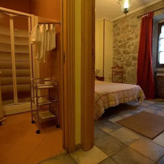 Отель Hostal Rural Elosta Стандартный номер с двуспальной кроватью
