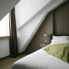 Отель Best Western Hôtel Littéraire Arthur Rimbaud 4* Стандартный номер с различными типами кроватей фото 2
