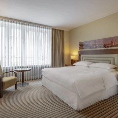 Sheraton Zürich Neues Schloss Hotel 4* Представительский номер с различными типами кроватей