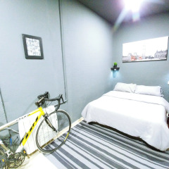 Отель Luxury Flat Legazpi Апартаменты с различными типами кроватей