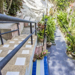 Baan Lukkan Hostel терраса/патио