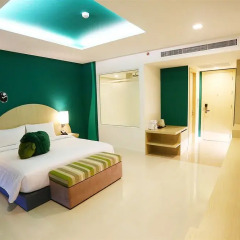 Sleep With Me Hotel design hotel @ patong 4* Номер Делюкс фото 2