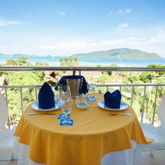 Chalong Beach Hotel Phuket популярное изображение