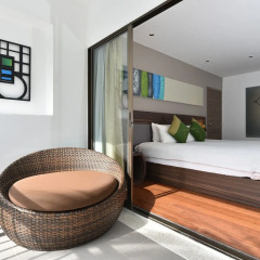 Отель Novotel Phuket Karon Beach Resort and Spa 4* Улучшенный номер разные типы кроватей фото 3