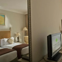 Mercure Dubai Barsha Heights Hotel Suites комната для гостей фото 10