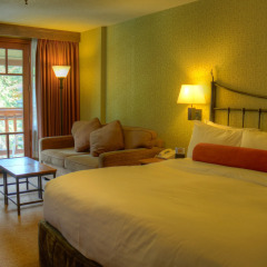 Отель Banff Caribou Lodge and Spa 3* Улучшенный номер с различными типами кроватей