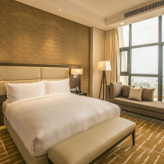 Kigali Marriott Hotel 5* Номер Делюкс с различными типами кроватей