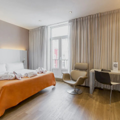 Отель Petit Palace Embassy Serrano 4* Стандартный номер с различными типами кроватей фото 2