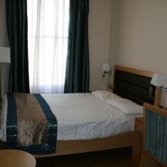 Cromwell International Hotel 3* Улучшенный номер с различными типами кроватей