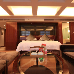 Kingdom Narada Grand Hotel 4* Представительский люкс с различными типами кроватей