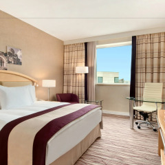 Отель Hilton Sofia 5* Представительский люкс