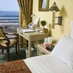 Renaissance Tel Aviv Hotel 5* Номер Делюкс фото 3