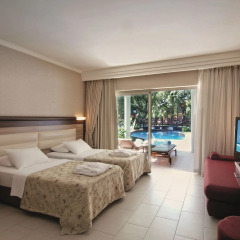 Sueno Hotels Beach Side 5* Стандартный номер с различными типами кроватей