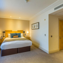 Amba Hotel Charing Cross 4* Стандартный номер с различными типами кроватей
