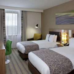 Отель Holiday Inn Stevenage 4* Стандартный номер с различными типами кроватей
