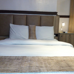 Отель Euro Lounge and Suites 3* Номер Делюкс с различными типами кроватей