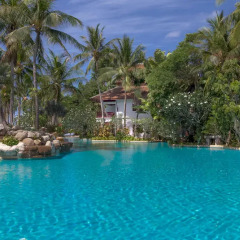 Отель Thavorn Beach Village Resort & Spa Phuket открытый бассейн фото 2