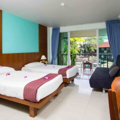 Отель Baan Karon Resort 3* Улучшенный номер с разными типами кроватей фото 3