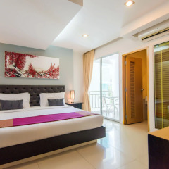 Hallo Patong Hotel & Restaurant 3* Номер Делюкс с разными типами кроватей