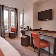 Отель Hôtel du Midi Paris Montparnasse 3* Улучшенный номер с различными типами кроватей