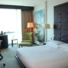 Отель DoubleTree By Hilton Istanbul - Moda 5* Номер Делюкс с различными типами кроватей