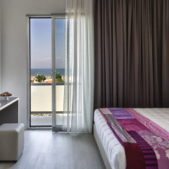 Hotel Boemia 4* Улучшенный номер с двуспальной кроватью