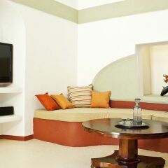 Отель Lava Suites and Lounge 3* Люкс с различными типами кроватей фото 9