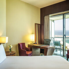 Отель Sofitel Dubai Jumeirah Beach 5* Улучшенный номер с различными типами кроватей фото 4