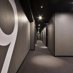 Отель Andante Hotel Барселона коридор
