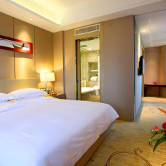 Ramada Xian Bell Tower Hotel 4* Люкс с различными типами кроватей