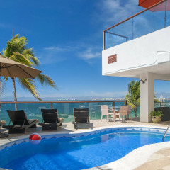 Отель Vallarta Shores 3* Люкс