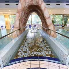 Danubius Grand Hotel Margitsziget закрытый бассейн