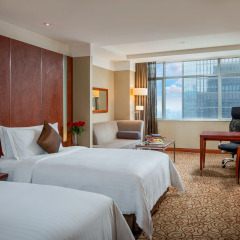 Отель Crowne Plaza Chongqing Jiefangbei 5* Номер Делюкс с различными типами кроватей