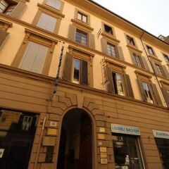 Отель Tourist House Liberty Италия, Флоренция - отзывы, цены и фото номеров - забронировать отель Tourist House Liberty онлайн вид на фасад