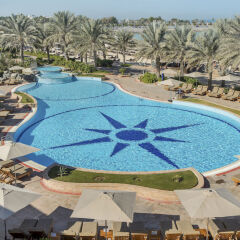 Radisson Blu Hotel & Resort открытый бассейн