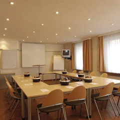 Hotel Amba фото 3
