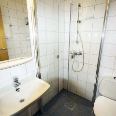 Отель Hotell Neptun Haugesund Норвегия, Гаугесунн - отзывы, цены и фото номеров - забронировать отель Hotell Neptun Haugesund онлайн ванная