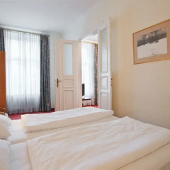 AZIMUT Hotel Kurfuerstendamm Berlin комната для гостей