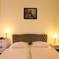 AZIMUT Hotel Kurfuerstendamm Berlin сейф в номере фото 2