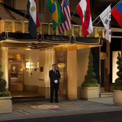 Отель Waldorf Astoria New York Нью-Йорк фасад
