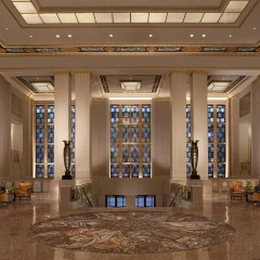 Отель Waldorf Astoria New York Нью-Йорк вестибюль