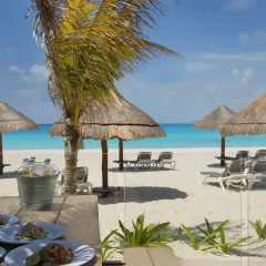 Отель Reflect Krystal Grand Cancun пляж