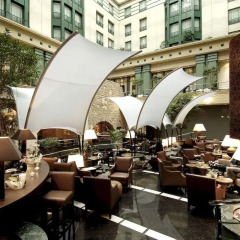 Radisson Blu Royal Hotel Brussels вестибюль отеля