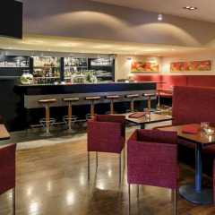 Mercure Hotel Frankfurt Airport гостиничный бар