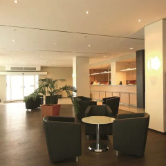 Отель ibis Dresden Zentrum вестибюль