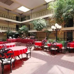 Quality Inn & Suites North Hotel питание