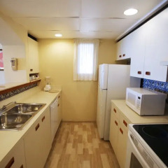 Отель The Royal Caribbean - An All Suites Resort Мексика, Канкун - 9 отзывов об отеле, цены и фото номеров - забронировать отель The Royal Caribbean - An All Suites Resort онлайн кухня в номере