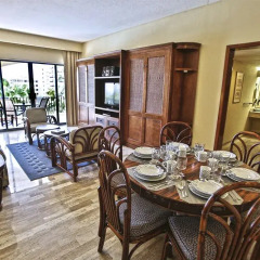 Отель The Royal Caribbean - An All Suites Resort Мексика, Канкун - 9 отзывов об отеле, цены и фото номеров - забронировать отель The Royal Caribbean - An All Suites Resort онлайн обслуживание номеров-столовая