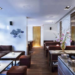 The Mandala Hotel вестибюль отеля